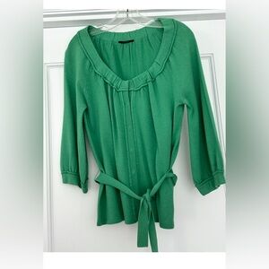 Elie Tahari Green Sweater Elie Tahari Green Sweater Scoop Neck Sweater